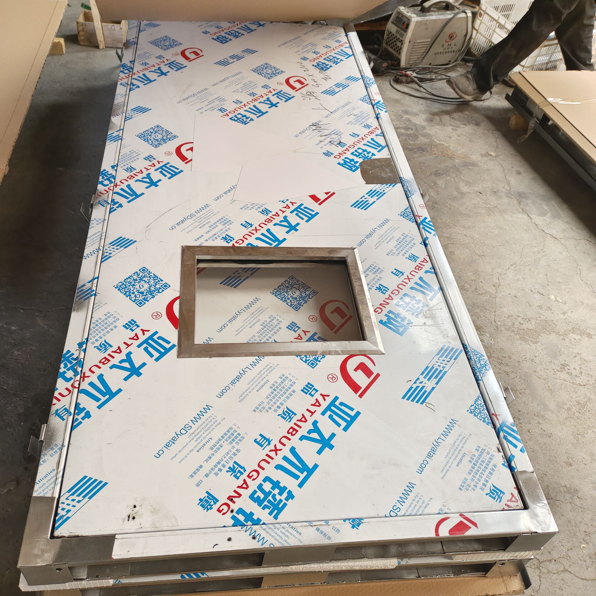 烟台铅门的使用寿命是多少呢